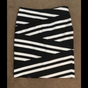 White House Black Market skirt.  Size 6
